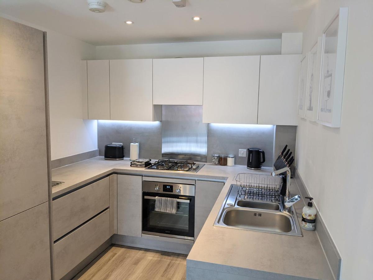 Suffield Lodge By Wycombe Apartments ไฮวิคัมบ์ ภายนอก รูปภาพ